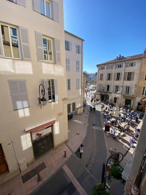 Au Coeur Du Viel Antibes - Cosy Appartement Eksteriør bilde